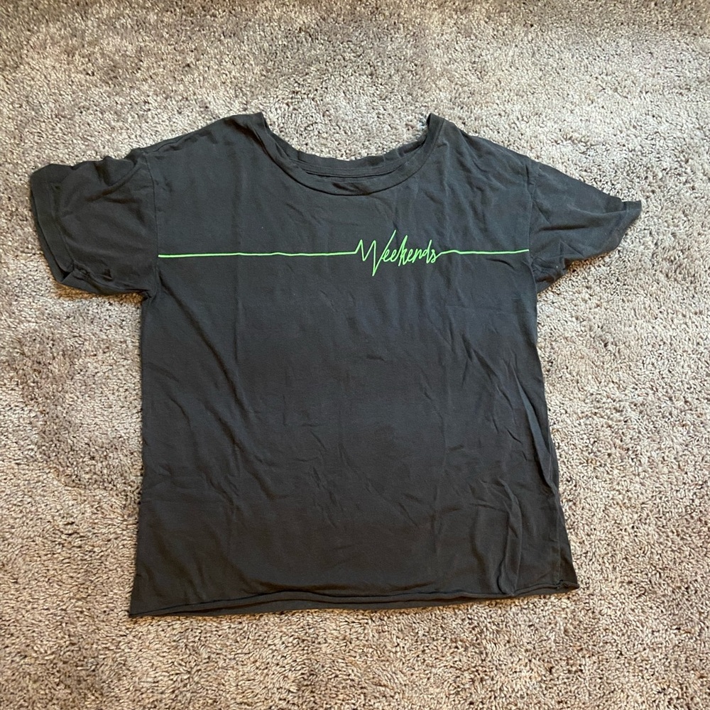 Fifth Sun Weekends Shirt Size Large